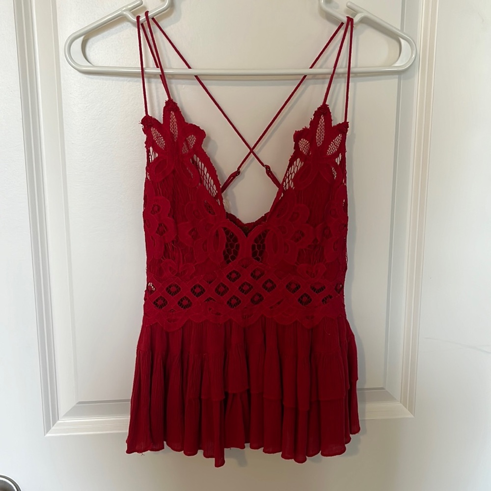 Gorgeous red Laced Top